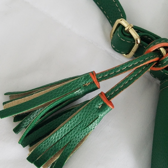 U.S. Polo Assn green crossbody bag w/ orange trim - Picture 3 of 6